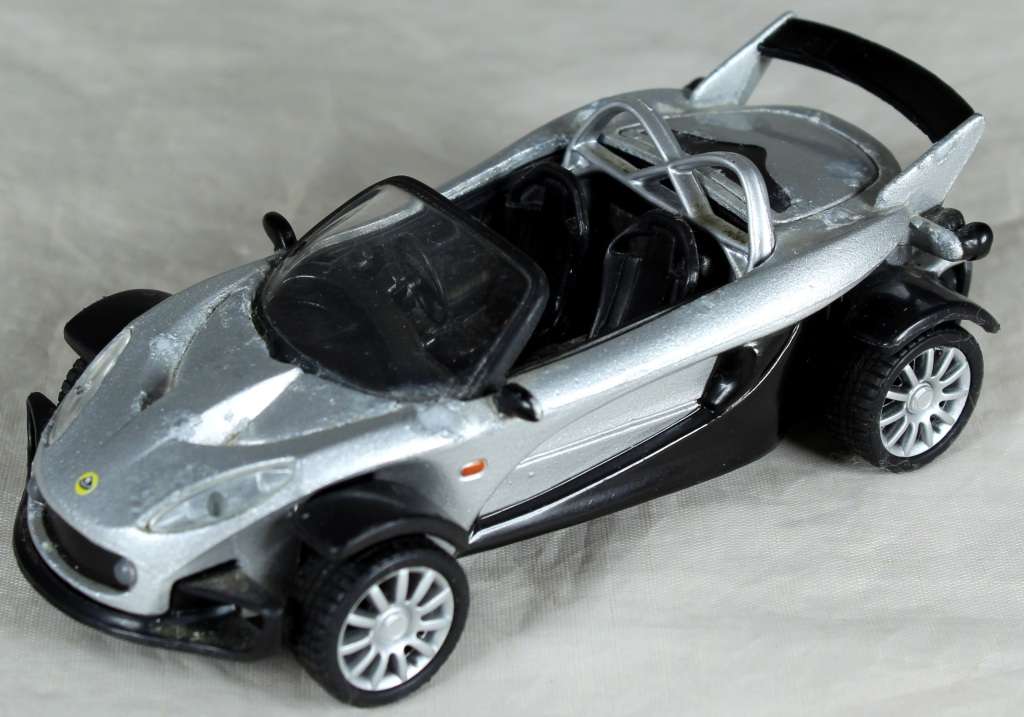 Maisto - Lotus 340R - Act Fast!!! BID NOW!!!