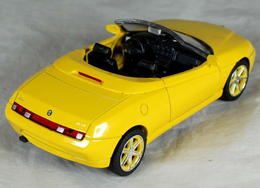 Newray - Alfa Romeo - spider