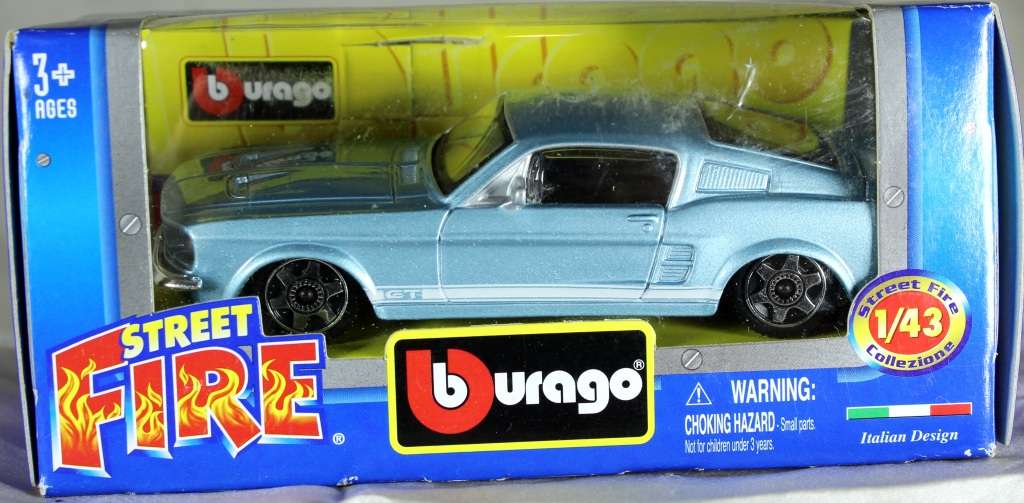 Burago - Street Fire - Ford Mustang GT