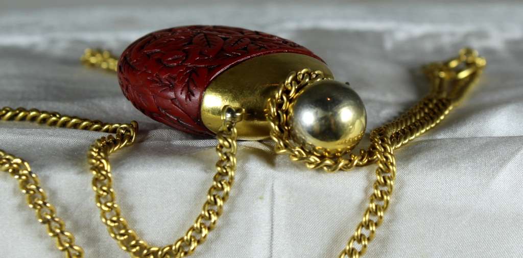 Vintage Small Cinnabar Style Perfume Holder &  Neck Chain