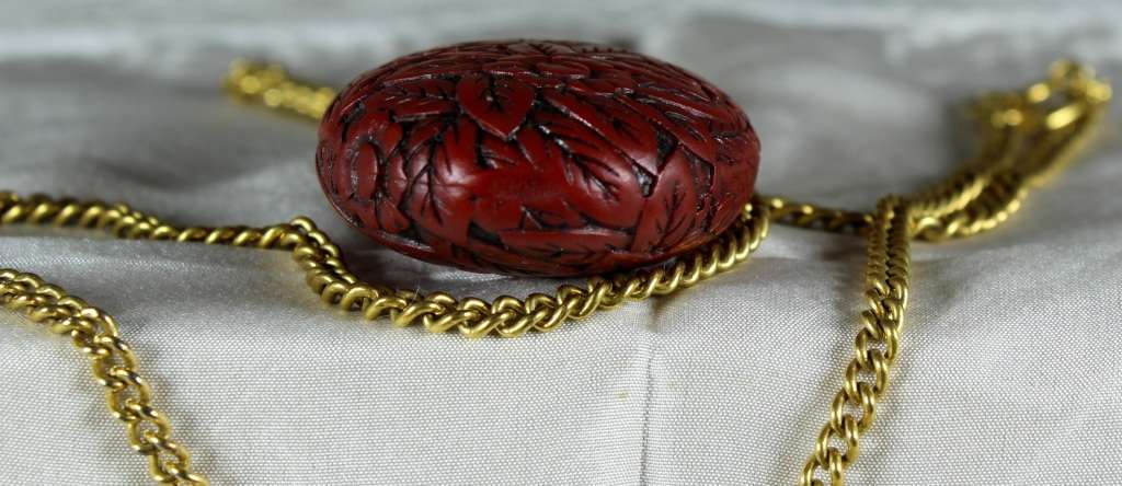 Vintage Small Cinnabar Style Perfume Holder &  Neck Chain