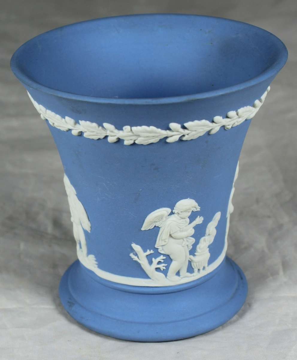 Blue Wedgwood - Jasper Ware - Small Vase - Low Price - BID NOW!!