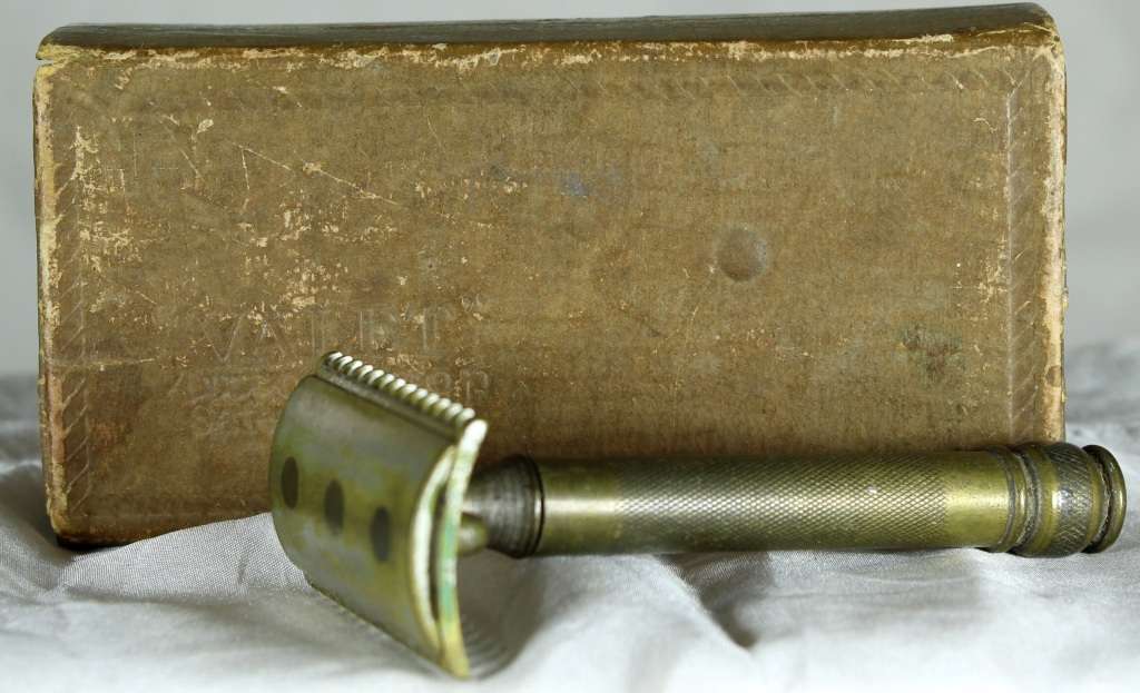 Vintage  Safety Razor - Brass Handle - Low Price!! - Bid Now!!!