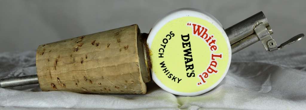 Dewar`s Whiskey Pourer - Low Price!! - Bid Now!!!