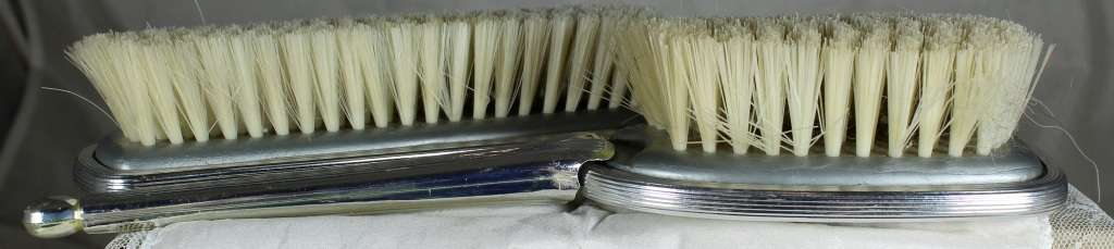 Pair of Vintage Brushes with Victorian Scene - Low Price!! - Bid Now!!!