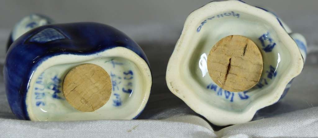 Character  Salt & Pepper Set - Dutch Couple - Bid Now!!!