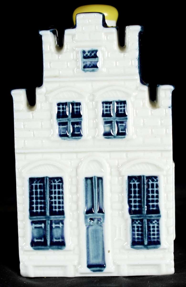 KLM Bols House #76 - Sealed with Liquid - Low Price!! - Bid Now!!!