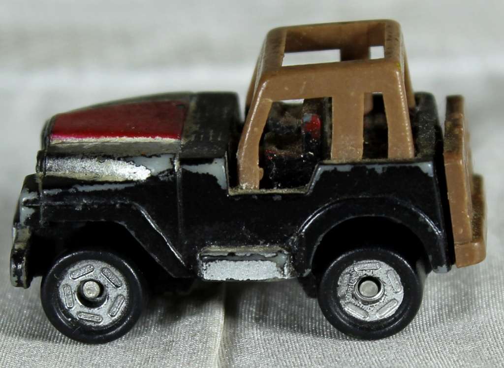 Micro Machines - Sunrise (1988) - Jeep - Low Price - BID NOW!!!