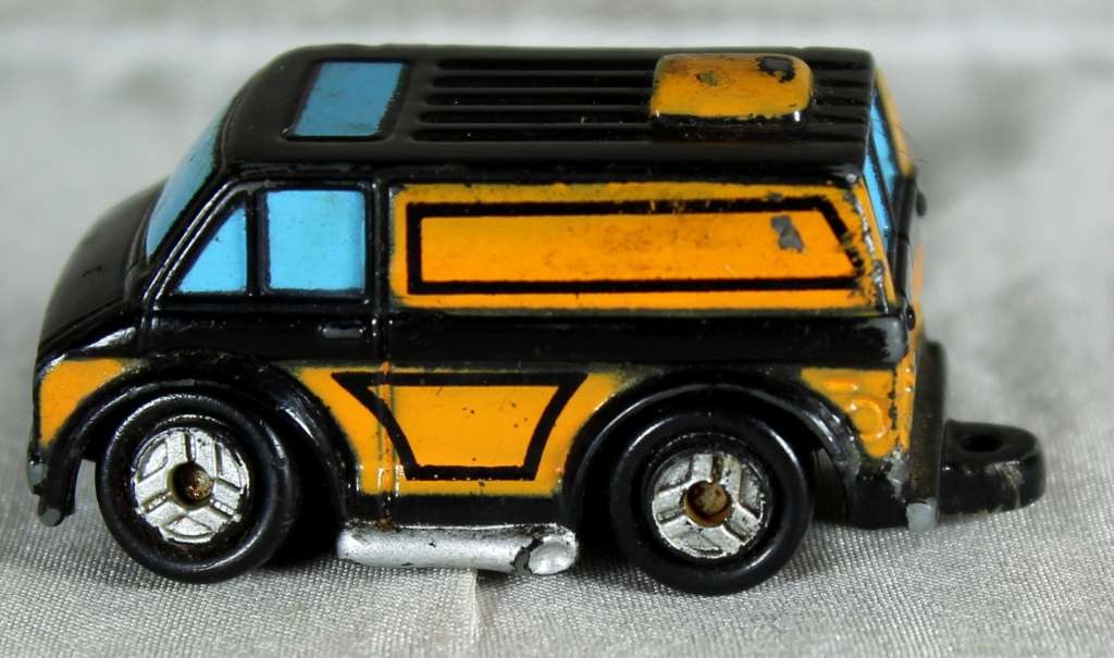 Micro Machines - Galoob (1986) - 70`s Chevy Van - Low Price - BID NOW!!!