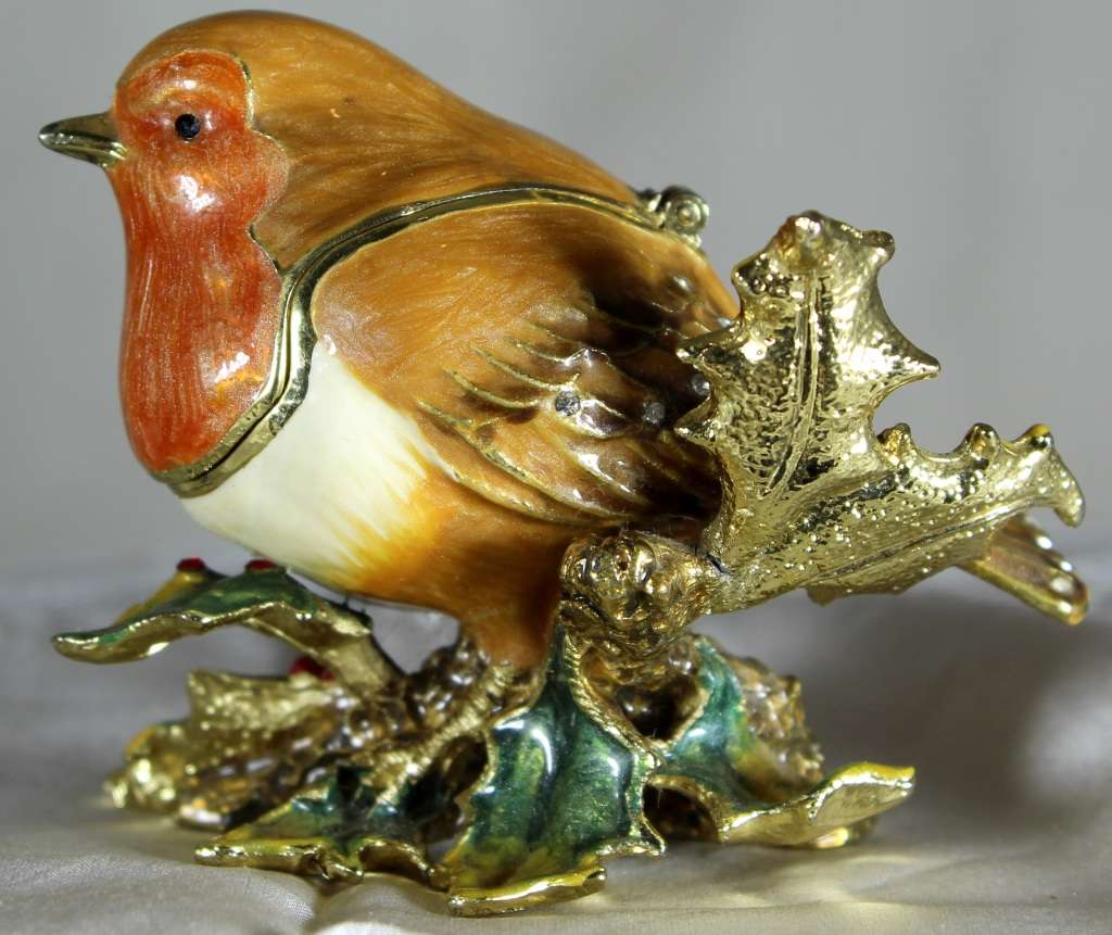 Christmas Robin Metal Trinket Box with Crystals - BID NOW!!!