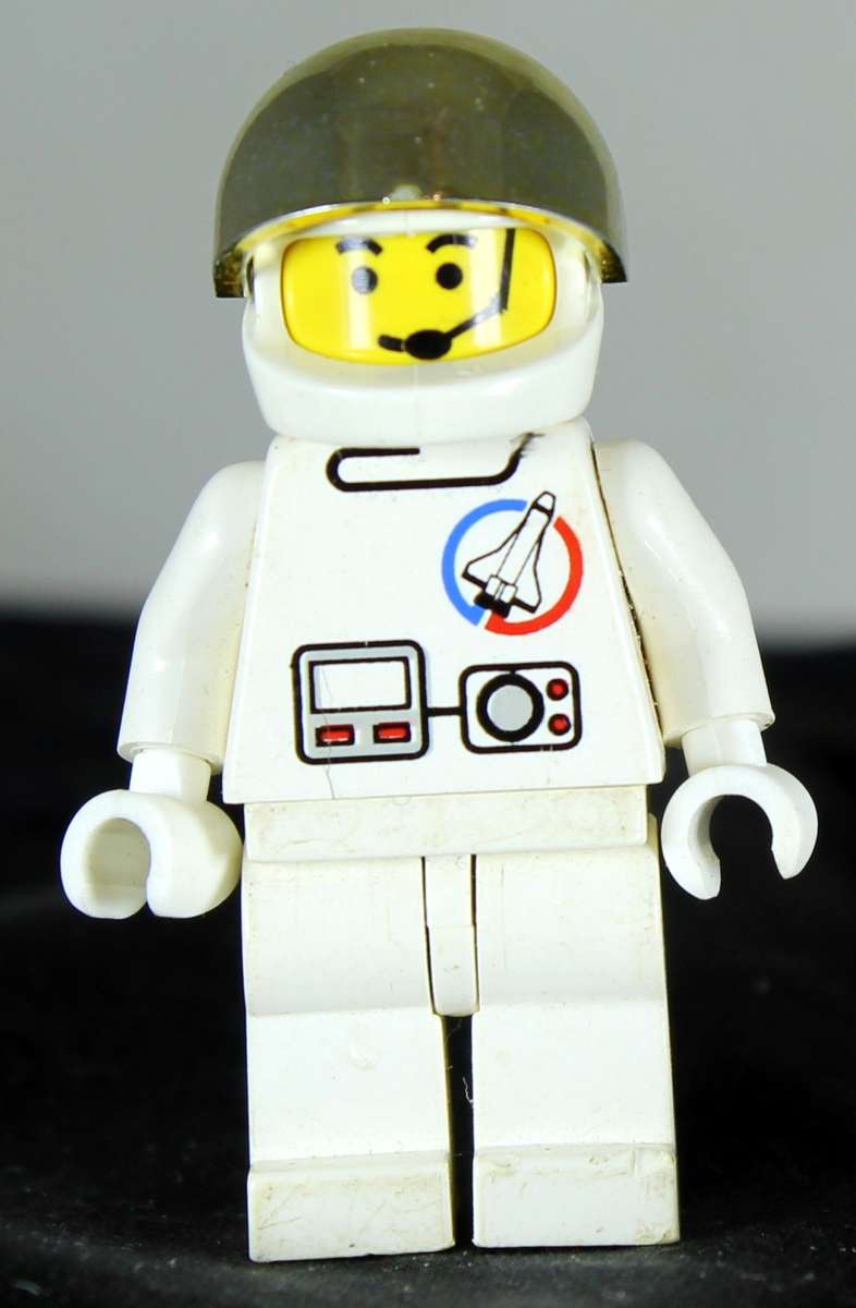LEGO MINI FIGURINE - Launch Command Astronaut (SPLC001)