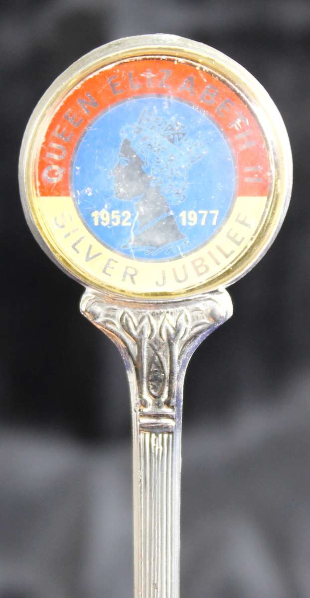 Souvenir Teaspoon - Queen Elizabeth Silver Jubilee