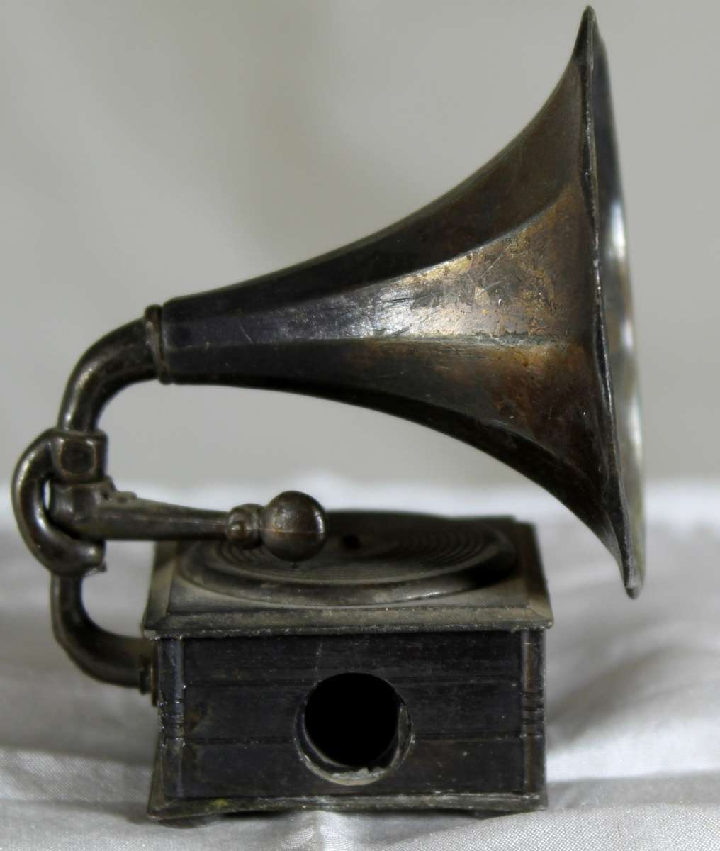 Old Gramophone Sharpener - BID NOW!!!