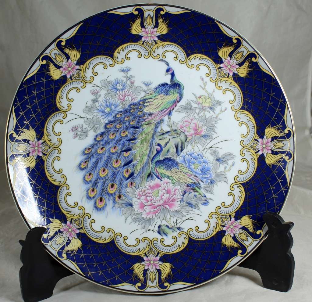 Peacock wall plate
