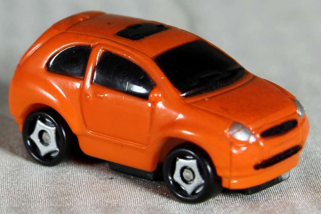 Playmates - Speedeez roller ball - Ford KA
