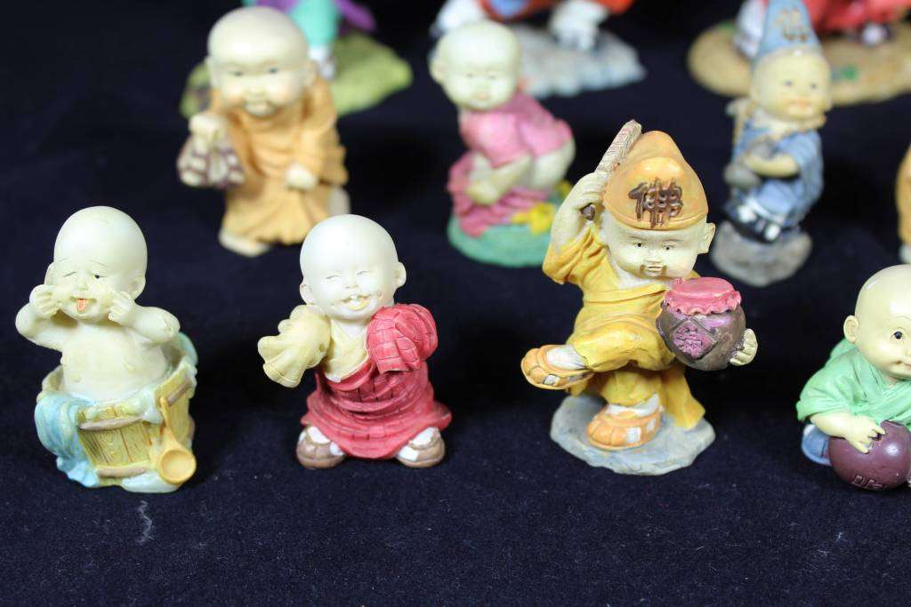 BABY BUDDHA  MONK's for GillLauDom  (23 pieces)