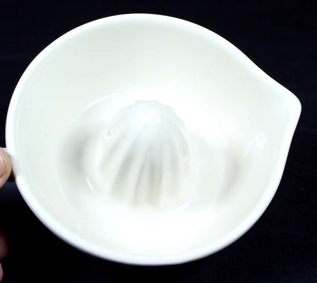 Porcelain Orange Squeezer - Act Fast