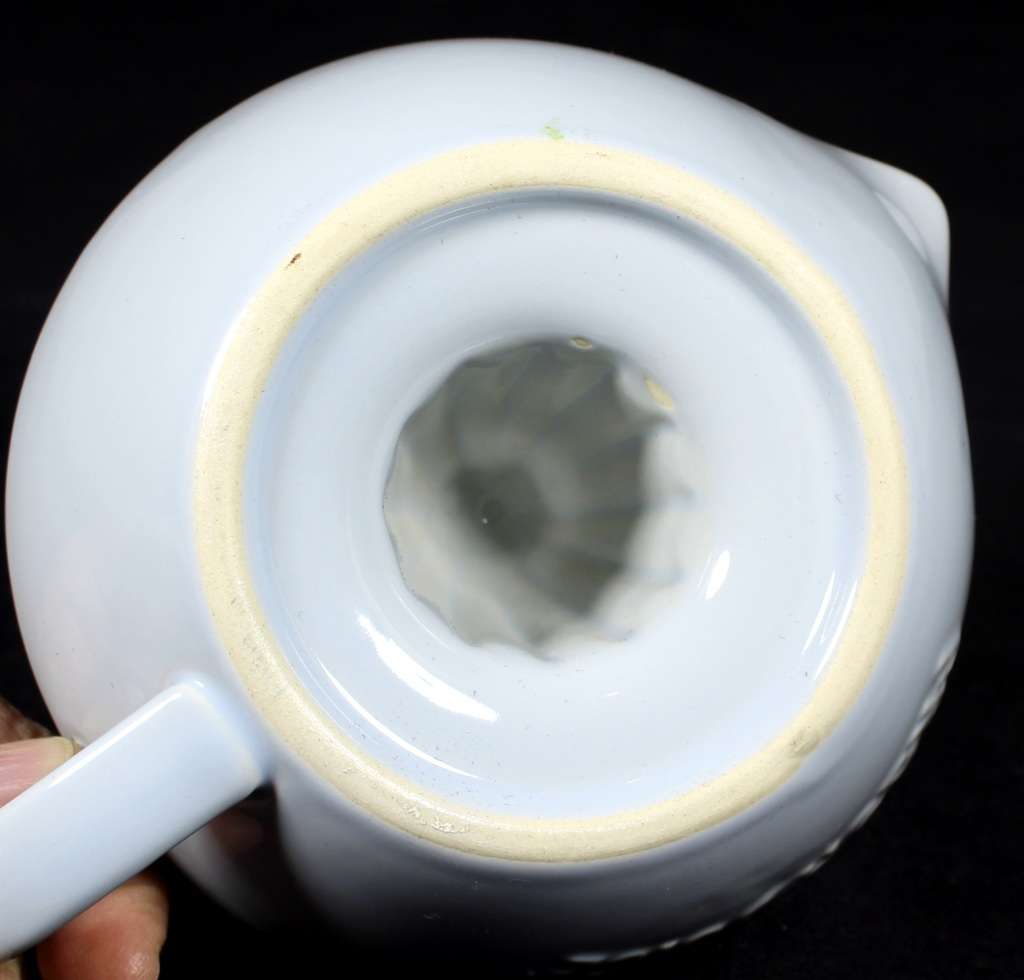 Porcelain Orange Squeezer - Act Fast