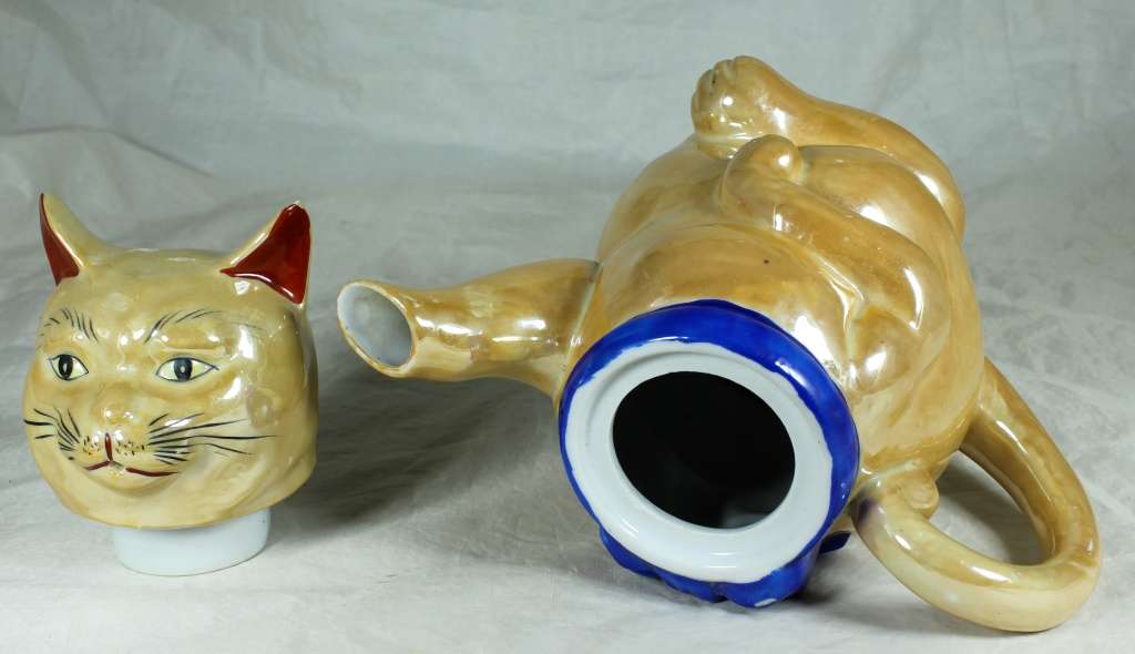 Vintage Calico Ceramic Tea Pot - BID NOW!!!