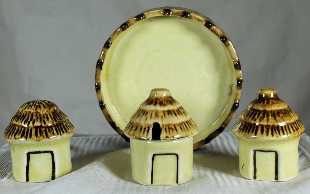 Drostdy Ware - Kruger Park Corral with Huts Condiment Set - BID NOW!!!