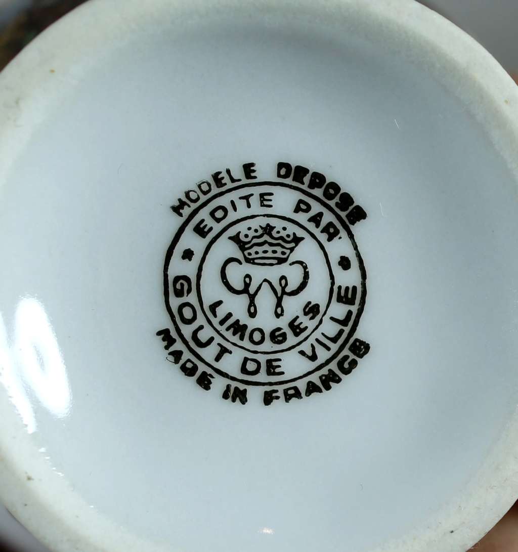 Vintage Limoge Porcelain Vase - Victorian Scene - Hand-painted with Golden Trim - BID NOW!!!