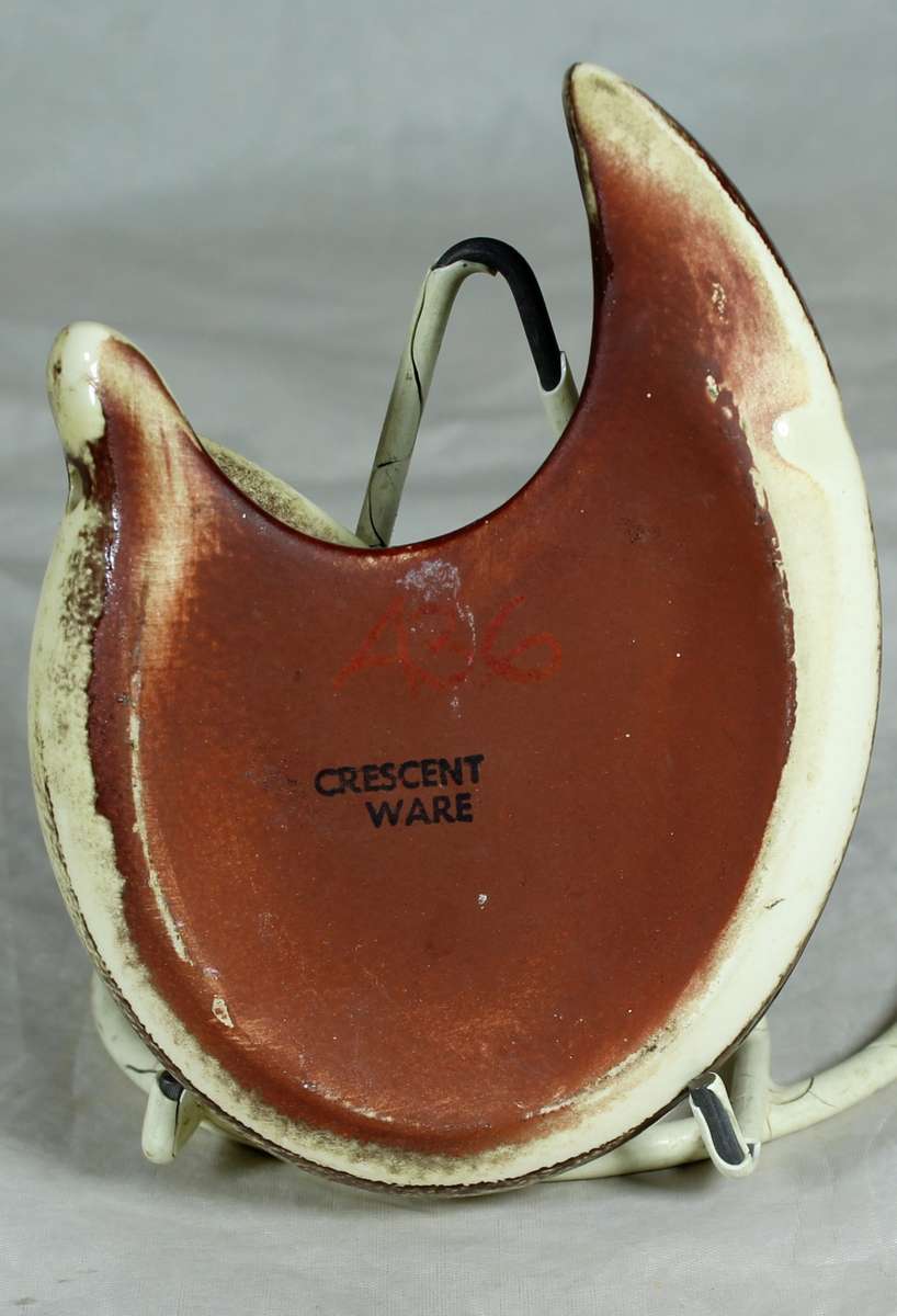 Crescent Ware - Durban Aquarium - Small Wall Vase - BID NOW!!!