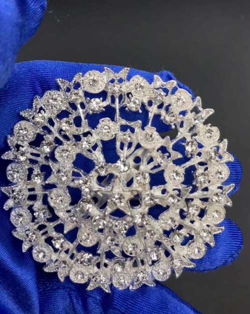 fabulous rhinestone brooch