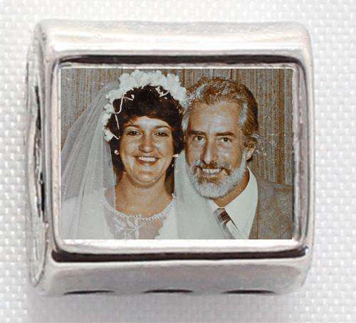 *CHRISTMAS SPECIAL* -New Pandora style/European Custom Photo Metal Charm