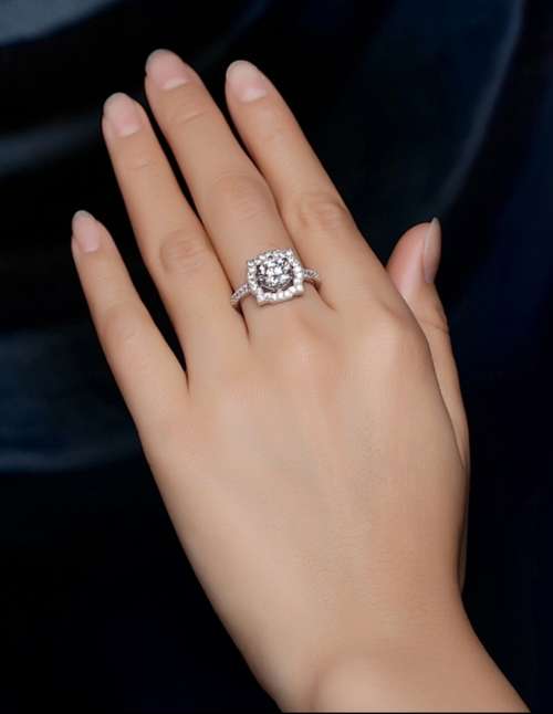 Top quality beautiful simulated diamondladies ring