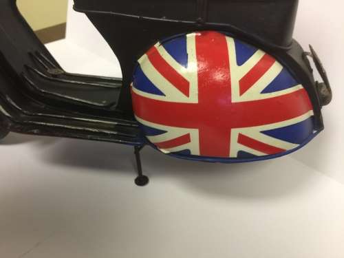 Metal Vespa Replica Great Detail