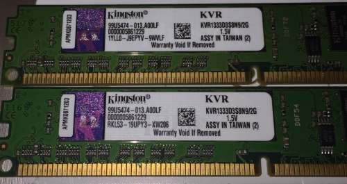 2 x Kingston 2GB DDR3-1333 ValueRam 2GBKVR1333D3S8N9/2G Second hand