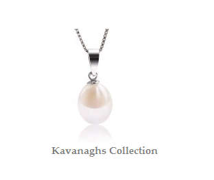 From the Kavanaghs Collection - Cultured Freshwater Pearl Pendant