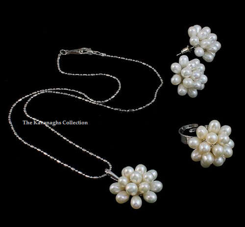Kavanaghs - Cluster Freshwater Pearl Pendant, Earring and Ring Set