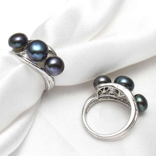 Magnificent 9mm Genuine Cultured Pearl Ring