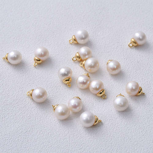 Lovely Freshwater Pearl Pendant - You will receive one pendant.