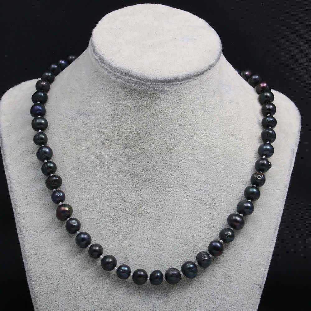 KAVANAGHS 11000 ratings - Black Genuine Pearl Necklace, 43cm length and pearls are 8mm.