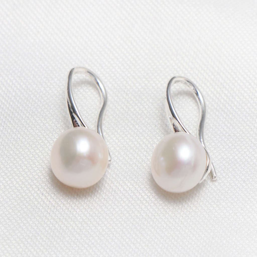 XMAS Special - KAVANAGHS - Lovely 10mm Cultured Genuine Freshwater Pearl Earrings