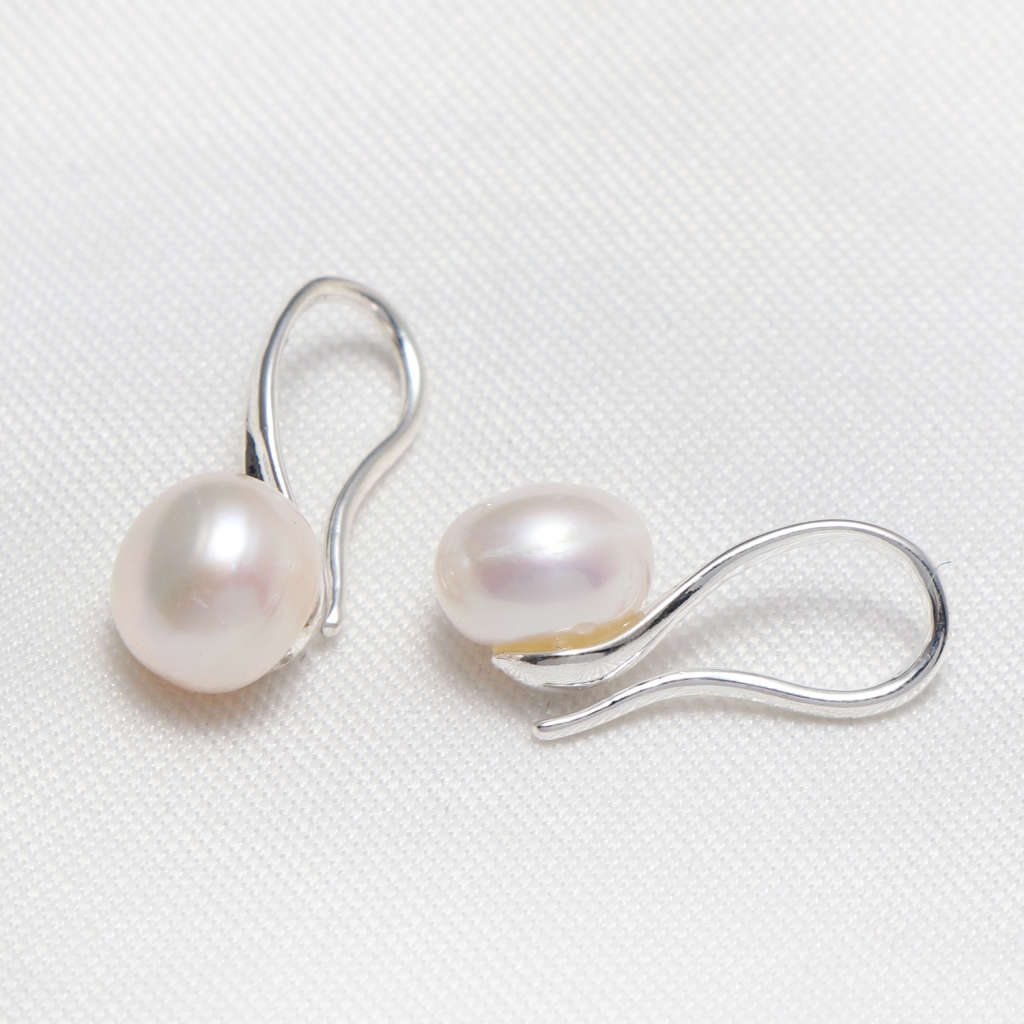 XMAS Special - KAVANAGHS - Lovely 10mm Cultured Genuine Freshwater Pearl Earrings