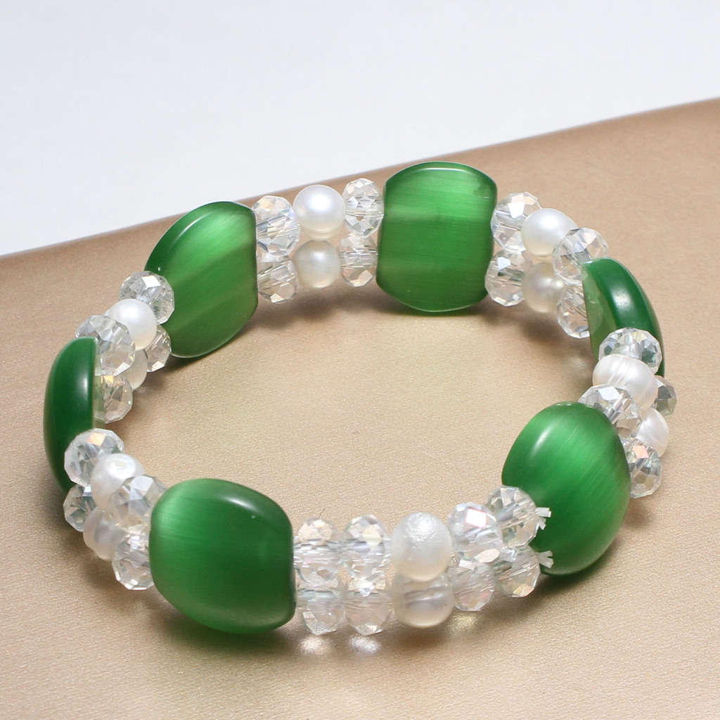 Lovely 5mm White Cultured Genuine Freshwater Pearl Bracelet with Aventurine -- Stretchy