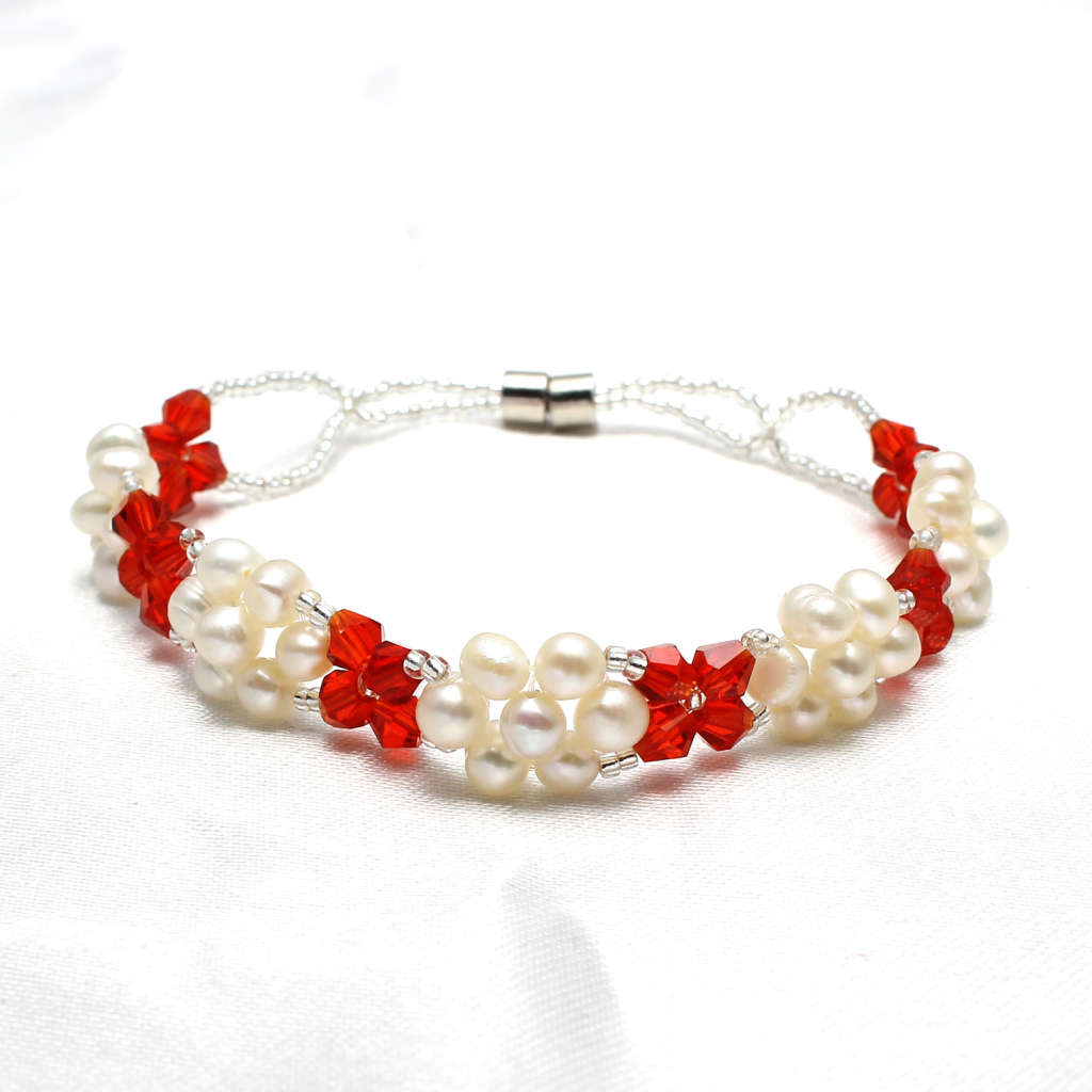 KAVANAGHS 11000 positive ratings - Lovely 4mm Cultured Genuine Freshwater Pearl Bracelet