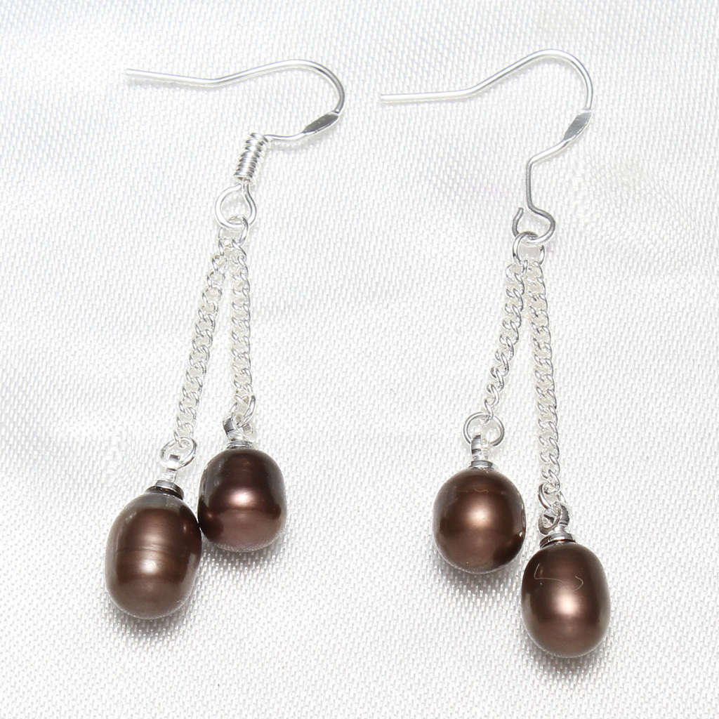 KAVANAGHS - Sparkling Genuine 10mm Genuine Cultured Pearl Earrings.