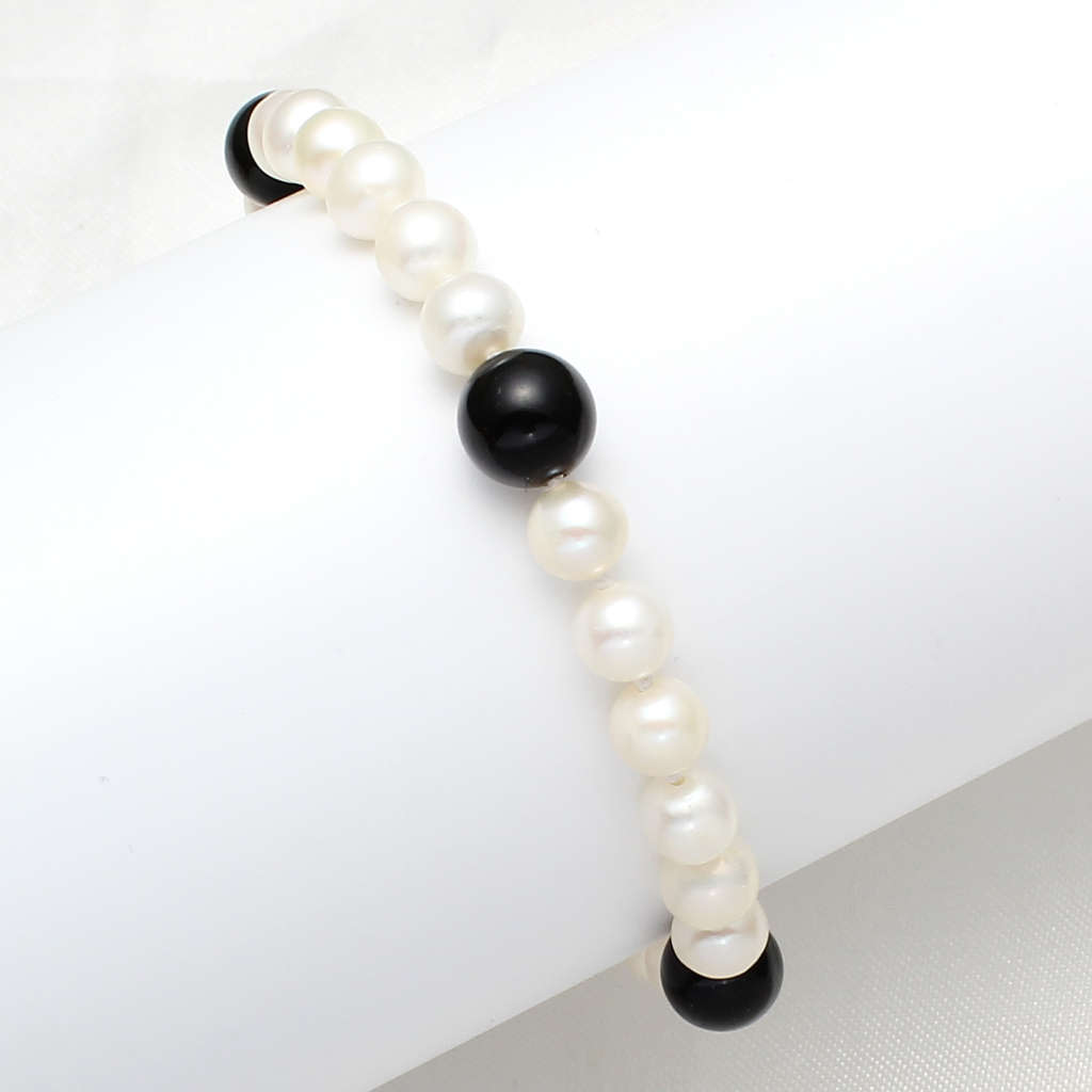 KAVANAGHS 11000 positive ratings - Lovely 6mm Cultured Genuine Freshwater Pearl Bracelet