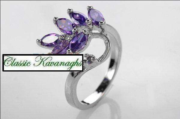 From the Kavanaghs Collection - Marquise Leaf Ring