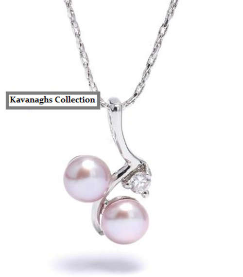 From the Kavanaghs Collection - Cultured Freshwater Pearl Pendant