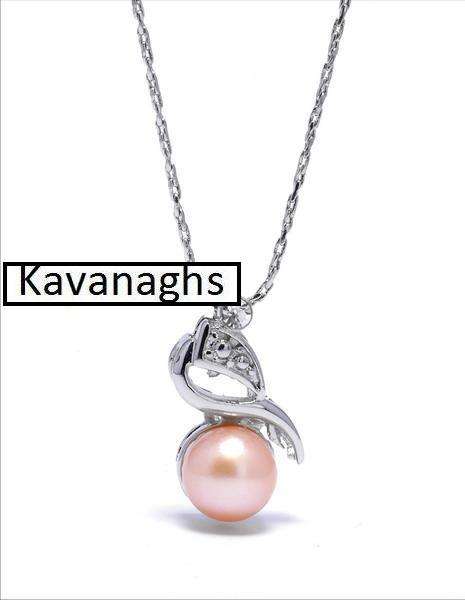 The Kavanaghs Collection - Cultured Freshwater Pearl Pendant