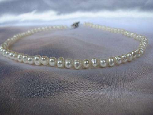 The Kavanaghs Collection - Exquisite Cultured Freshwater Pearl Necklace