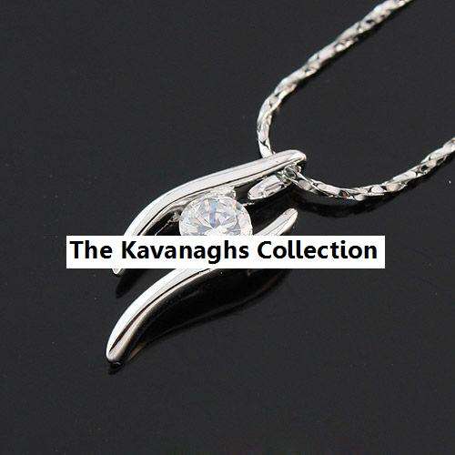 FREE CHAIN - Beautiful Simulated Diamond Pendant