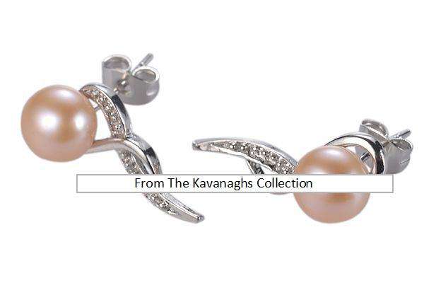 The Kavanaghs Collection - Cultured Pink Freshwater Pearl Earrings