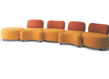 5 Piece Designer Lounge Suite Sofa MSRP: R19,500! NOW: R1!
