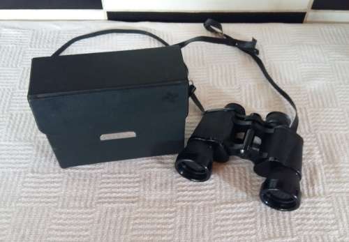 A Super Zenith Binoculars 8 x 40 - Japan 4406 With original case, C & S Passed - see pics.